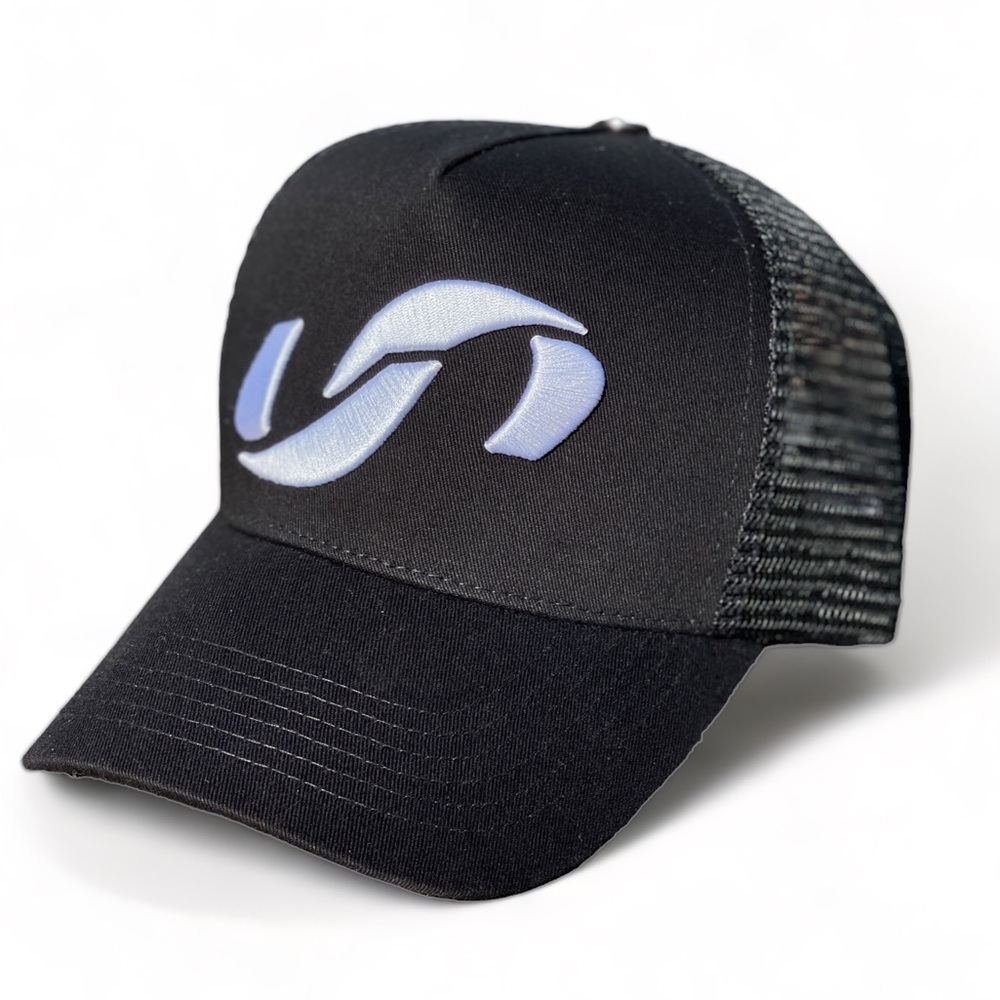 Soflo Riders Trucker hat with kite closure